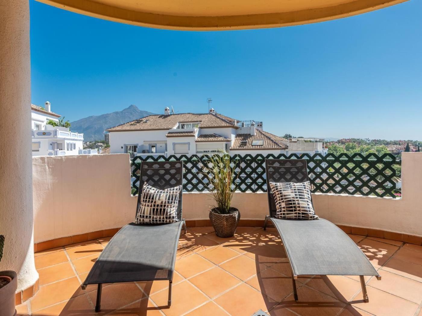 Apartment Senorio De Aloha